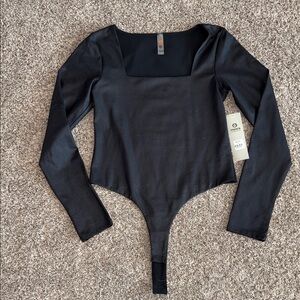 Mono B Squareneck Bodysuit M